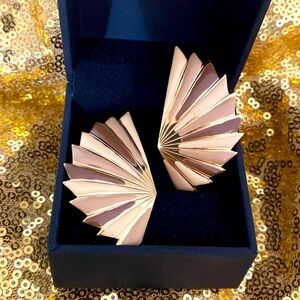 VINTAGE FAN EARRINGS